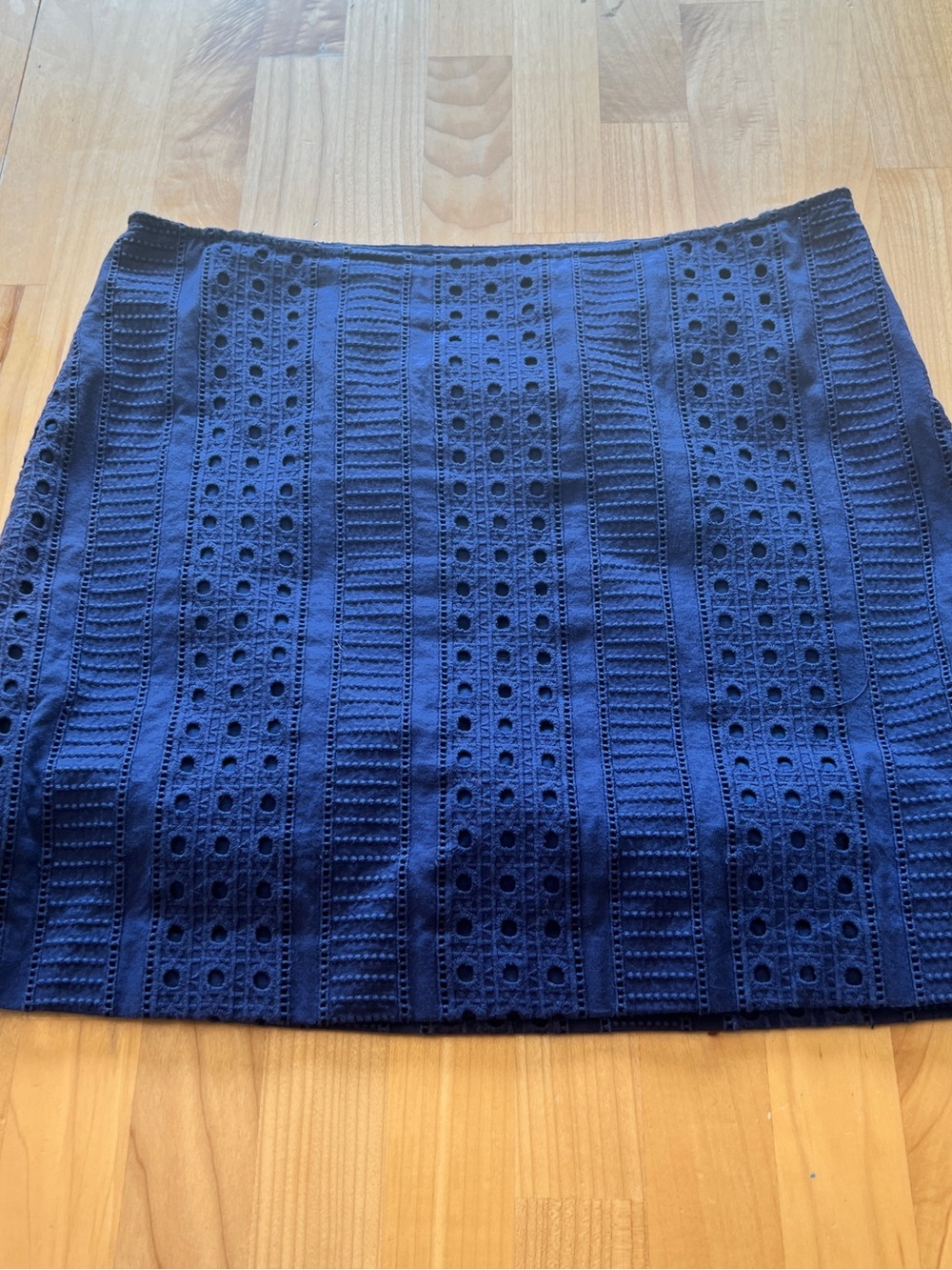 Vineyard Vines Navy Eyelet Knit Mini Skirt